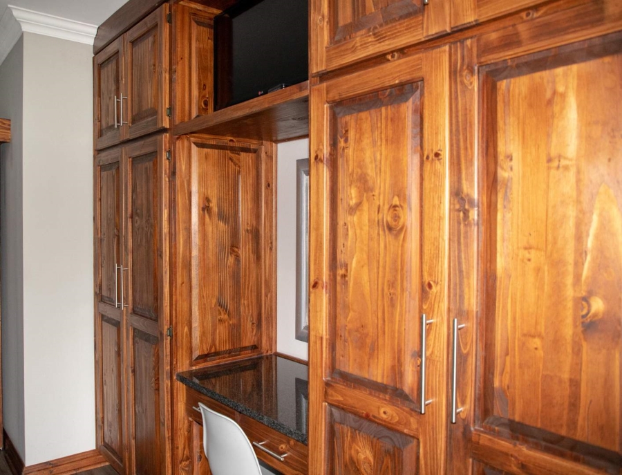 18 Bedroom Property for Sale in Heilbron Free State